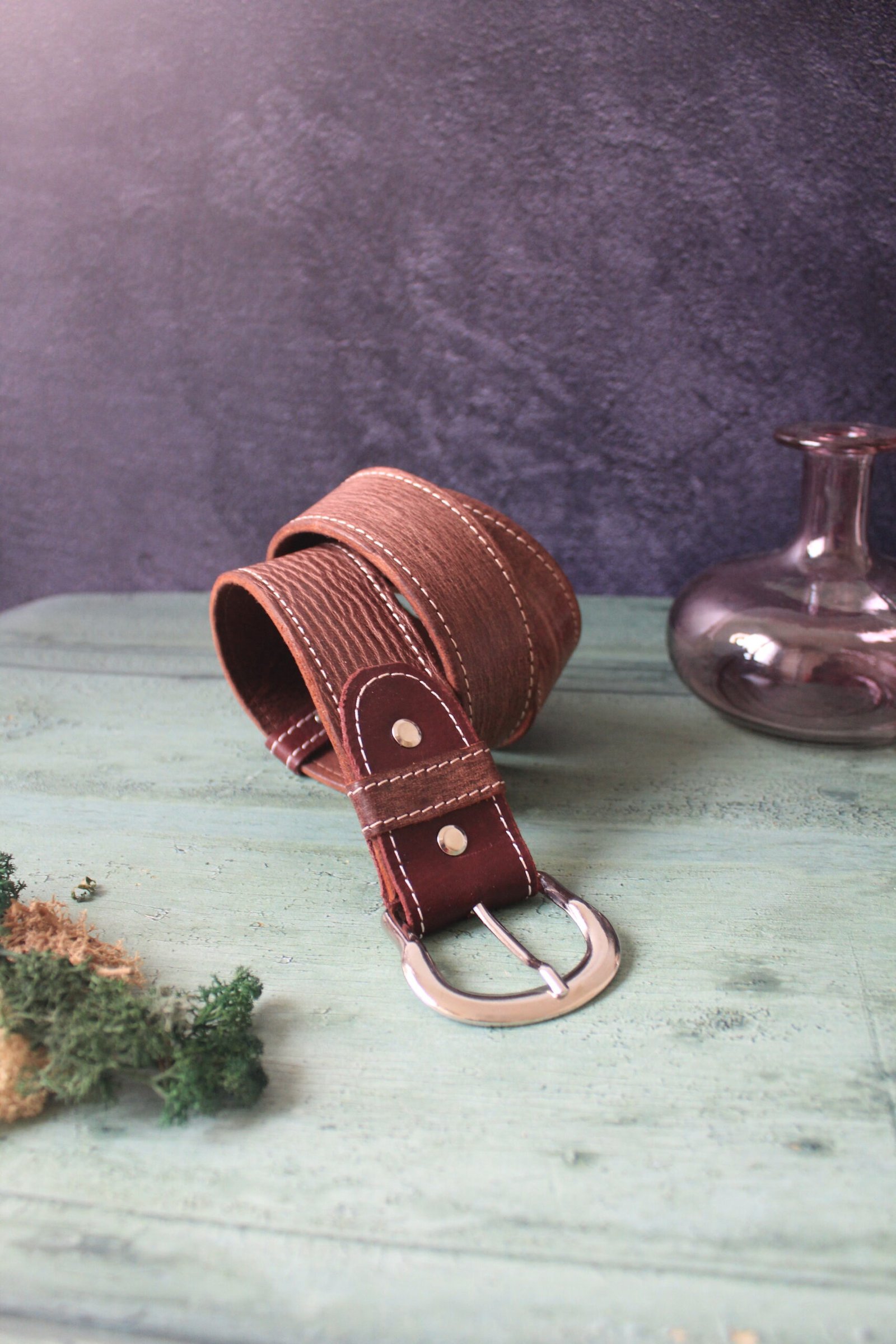 Ceinture rose cendrée boucle argent Couture blanche