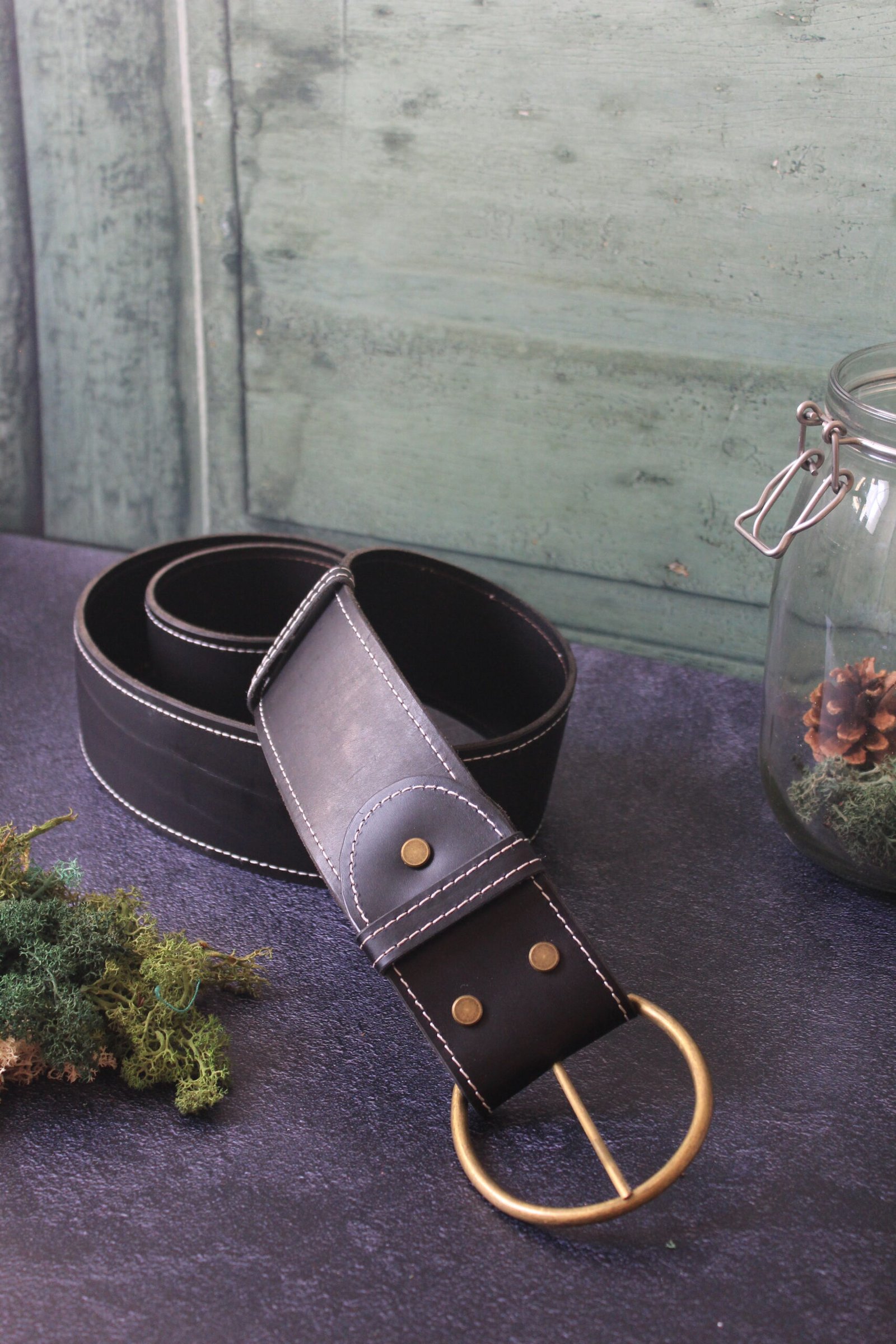 Ceinture large noir boucle or – Image 2