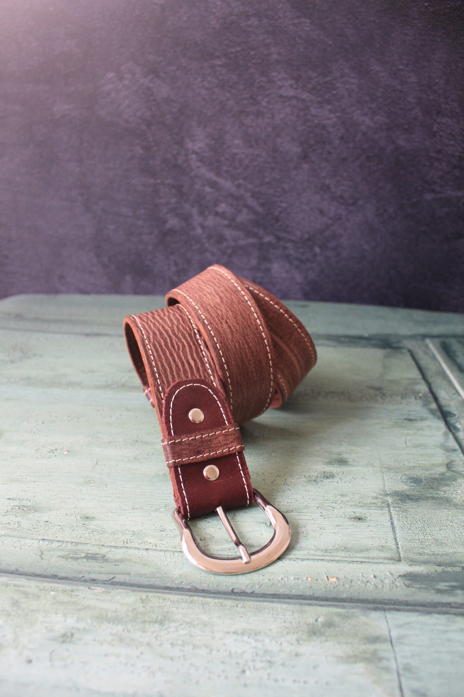 Ceinture rose cendrée boucle argent Couture blanche – Image 2