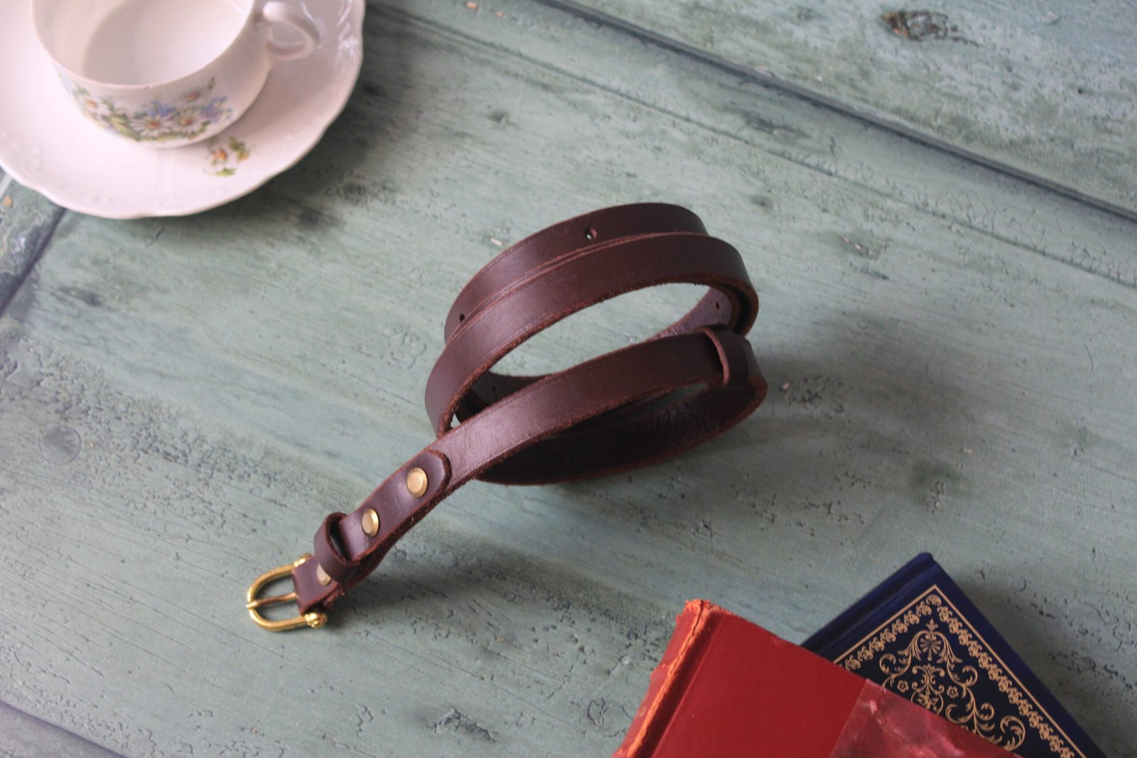 Ceinture fine Bordeau boucle or – Image 3