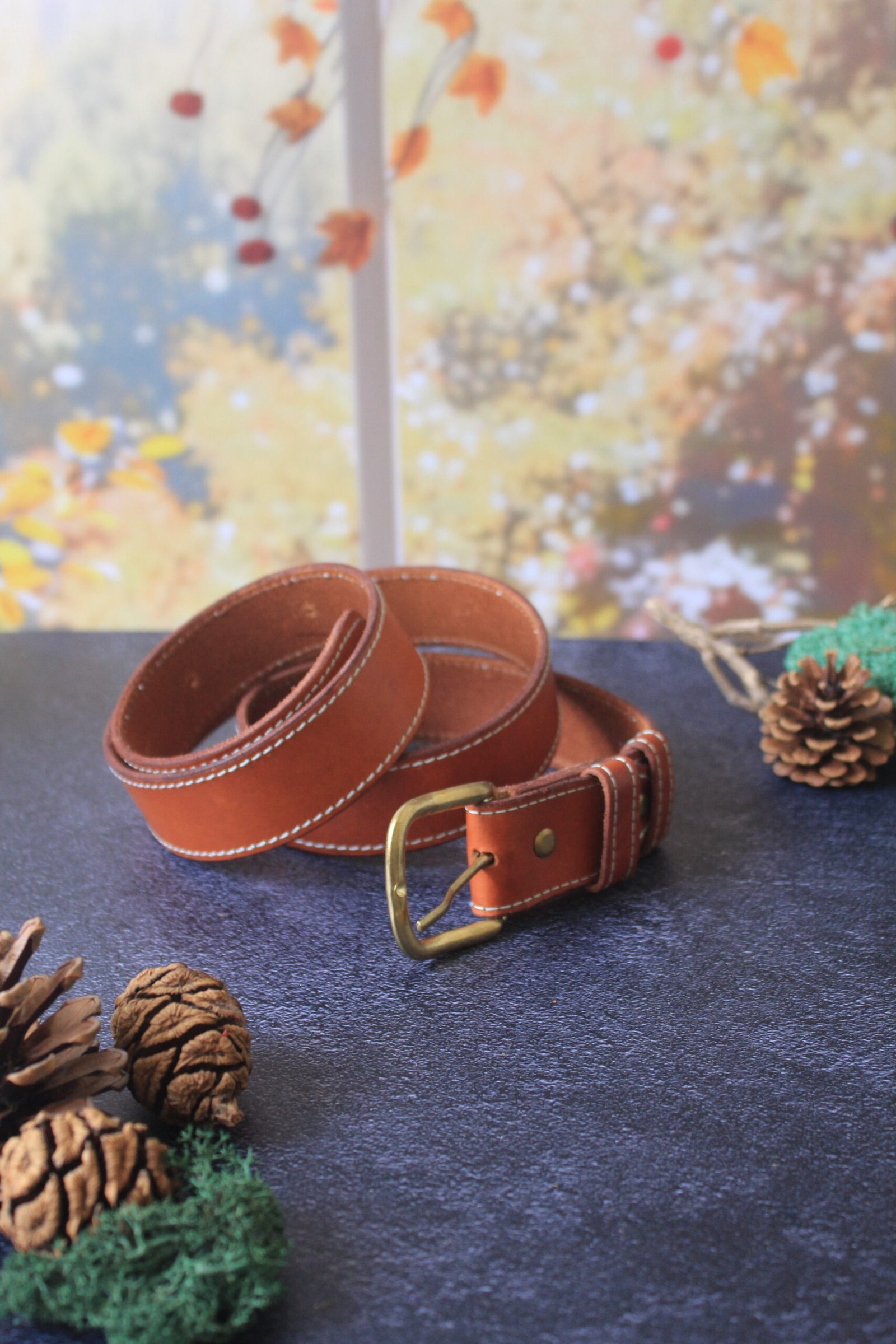 Ceinture écureuil couture vert pâle boucle or